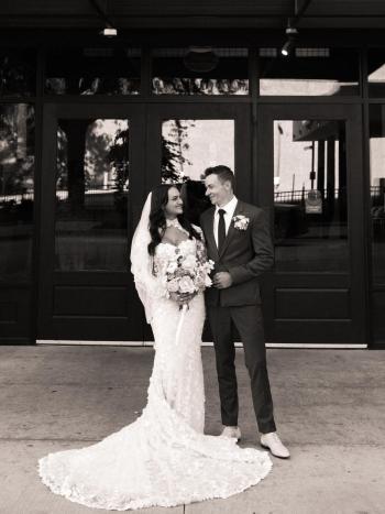 Emily & Jesse Wedding Sneak